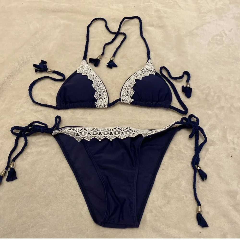 Elegant Navy Bikini with White Lace Trim